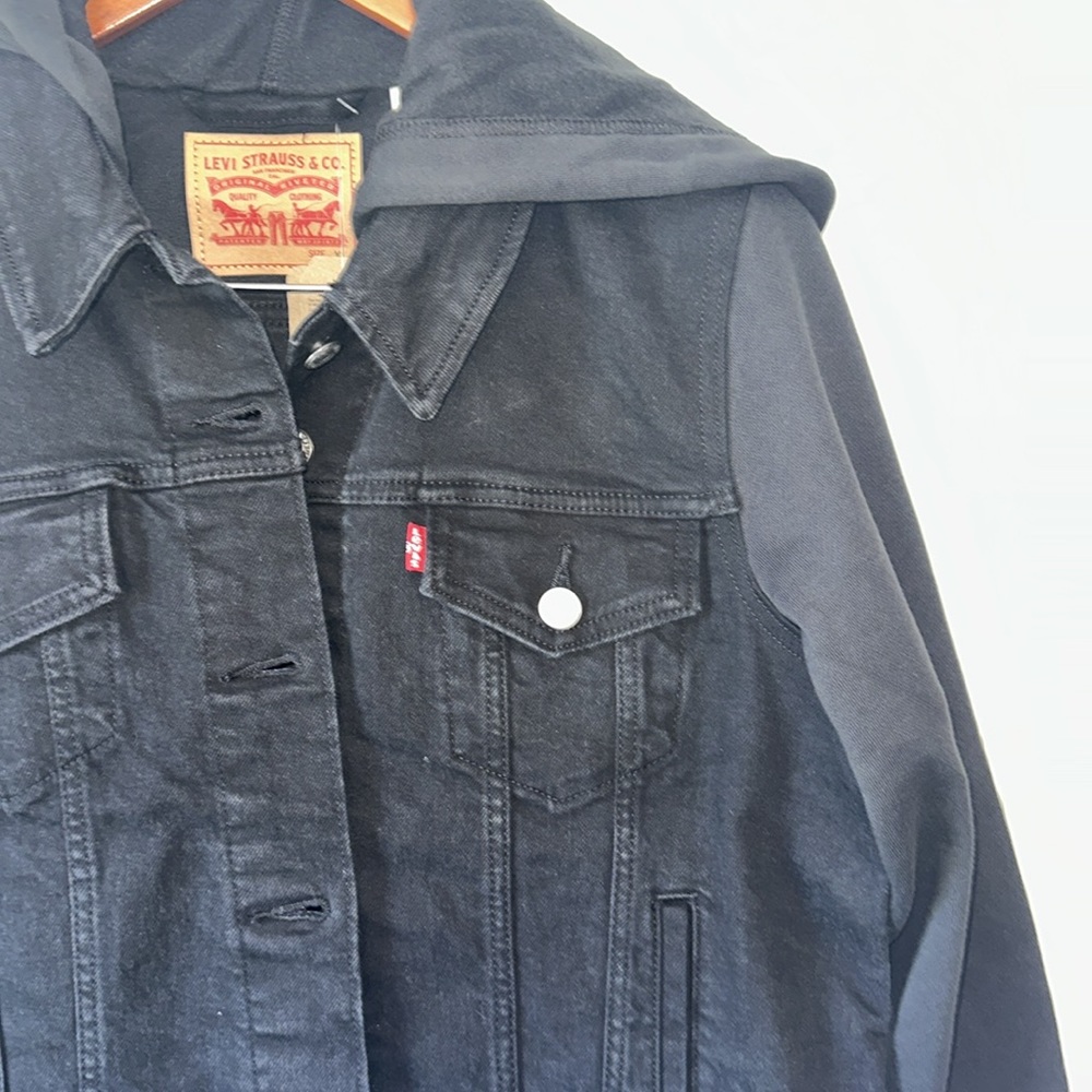 - Women’s Levi’s Original Trucker Jacket - Jean Jacket